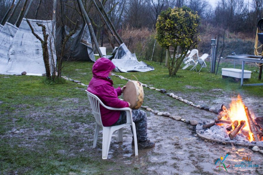 Costruzione_Teepee__2_-410-1000-600-80